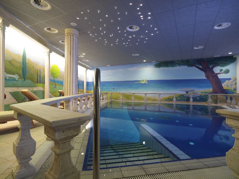 Cesarski bazen v Grand Hotelu Primus.jpg